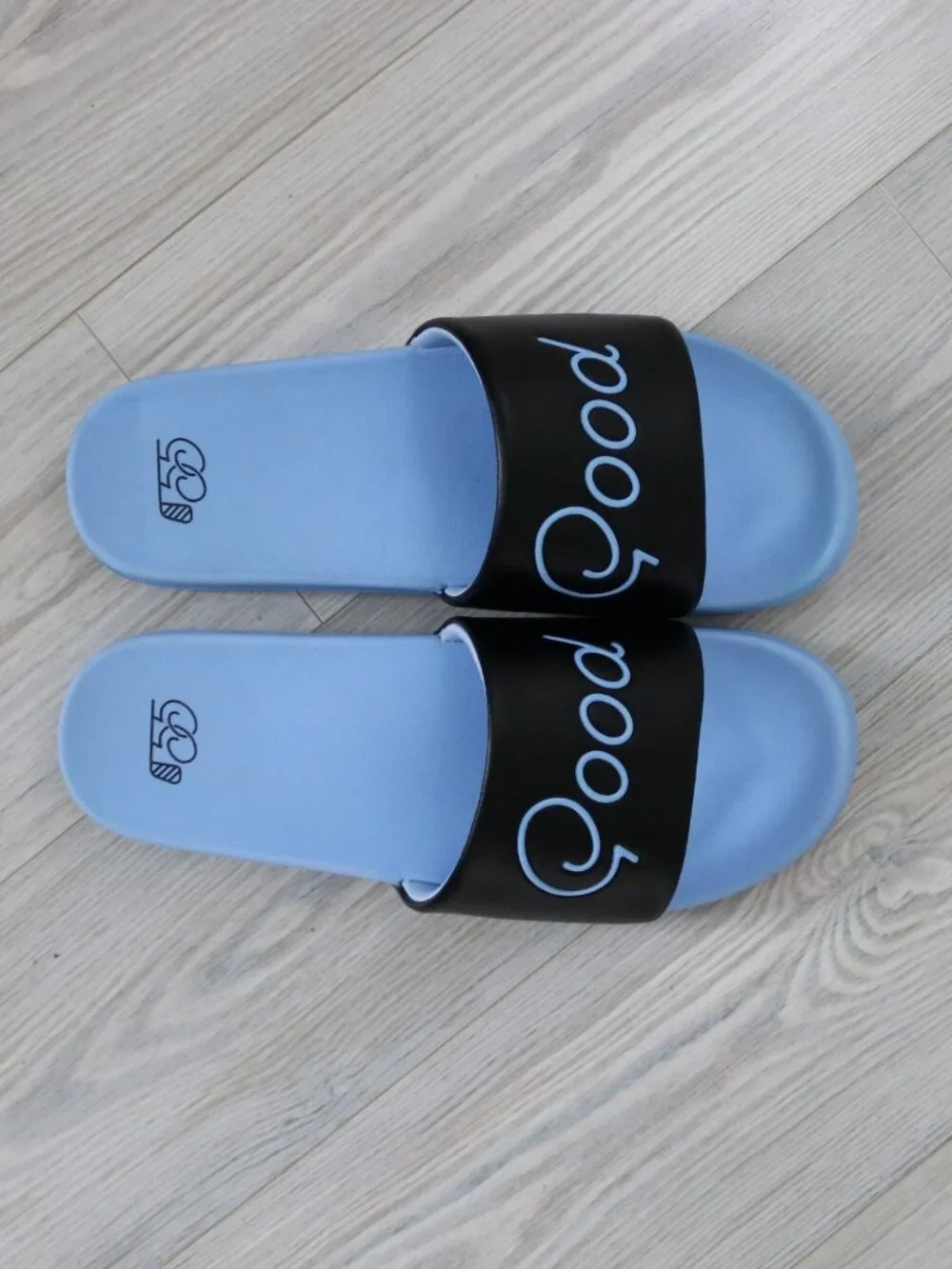 Good Good Fighting for Par Men's 12 Blue Black Golf Slides Summer Resortwear